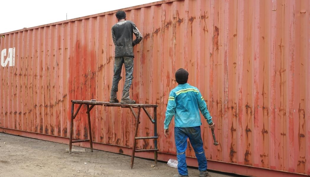 Harga Container Bekas Untuk Café & Jasa Modifikasi Container